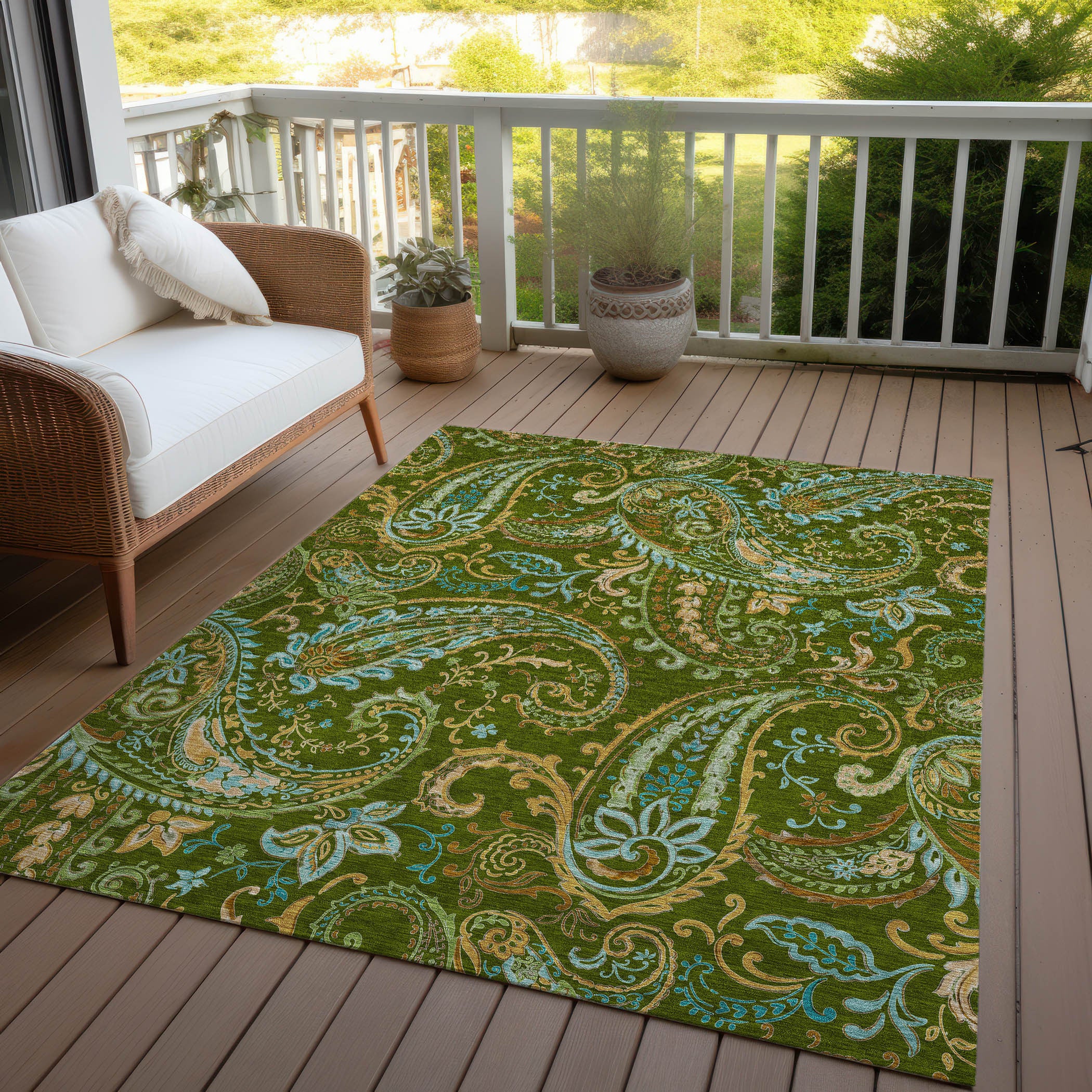 Stylish and Stain-Resistant Washable Outdoor Area Runner Rug with Paisley Pattern - Perfect for Spaces with Kids and Pets