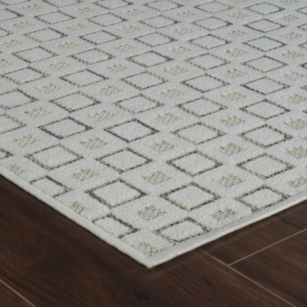 Durable 4' x 6' Cream & Beige Geometric Distressed Area Rug for Indoor/Outdoor Use