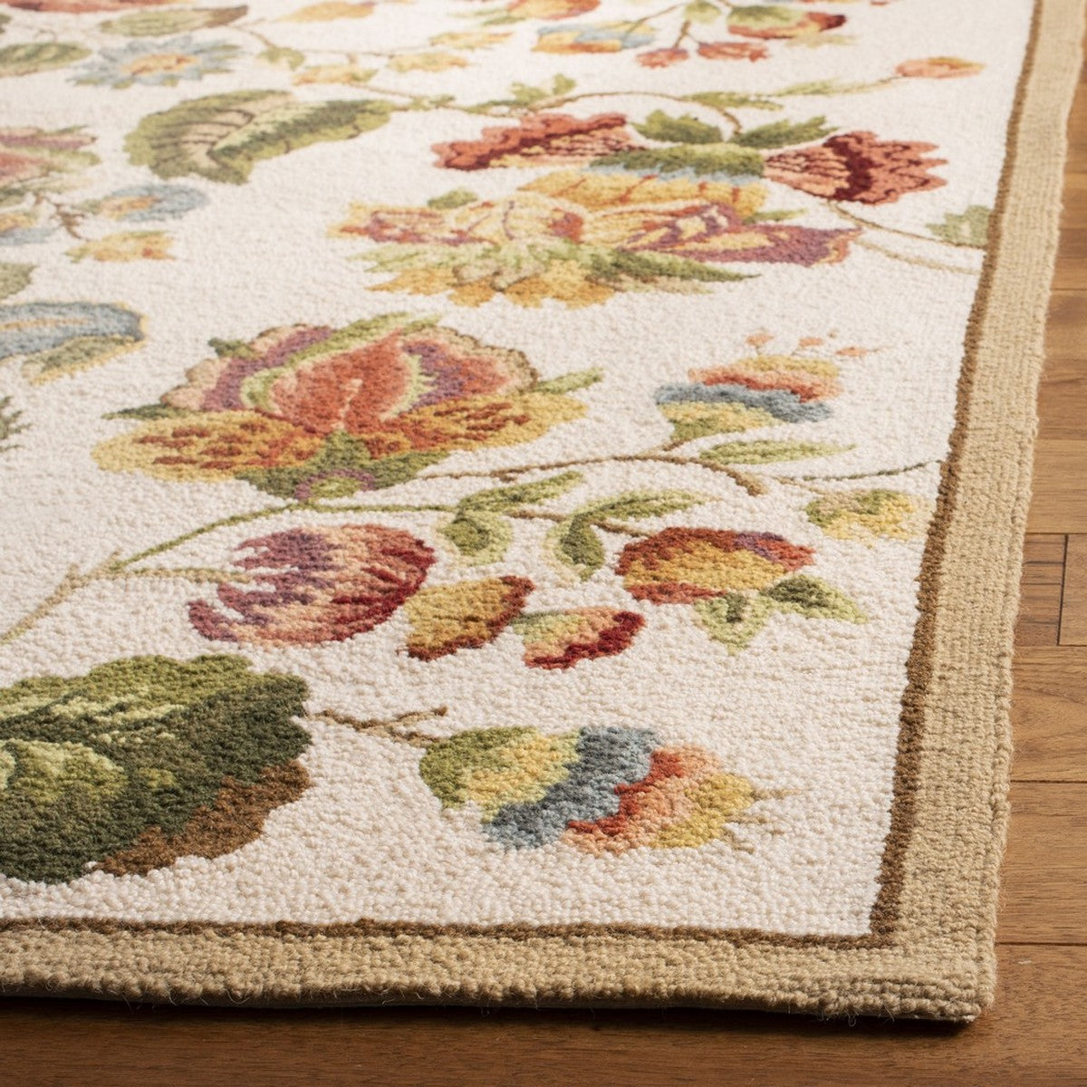 Luxurious Hand-Hooked Wool Area Rug with Exquisite Indian Craftsmanship for Cozy and Stylish Home Decor