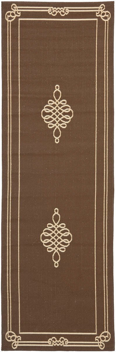 Elegant Indoor/Outdoor Power Loomed Rug with Classic Pattern for Home Décor