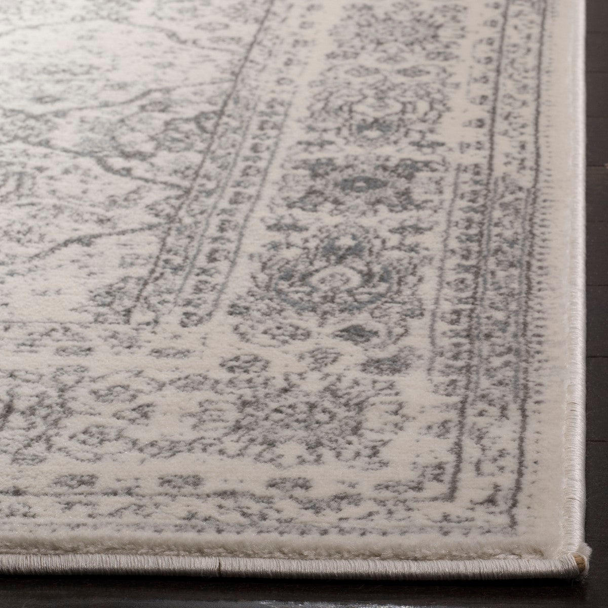 Carnegie Power Loomed High - Quality Area Rug with Soft Polypropylene Pile for Added Comfort and Stylish Appeal in Every Space