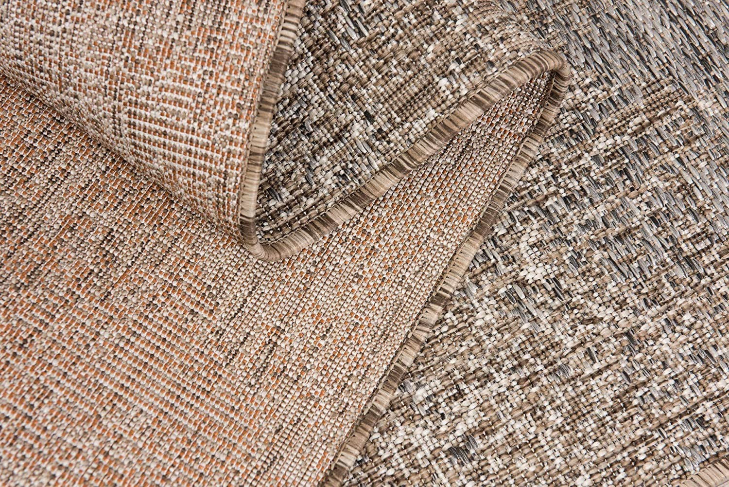 Ivory Distressed Diamonds Modern Antique Style Runner Rug Made of Durable Polypropylene for Soft Comfort and Long - lasting Use