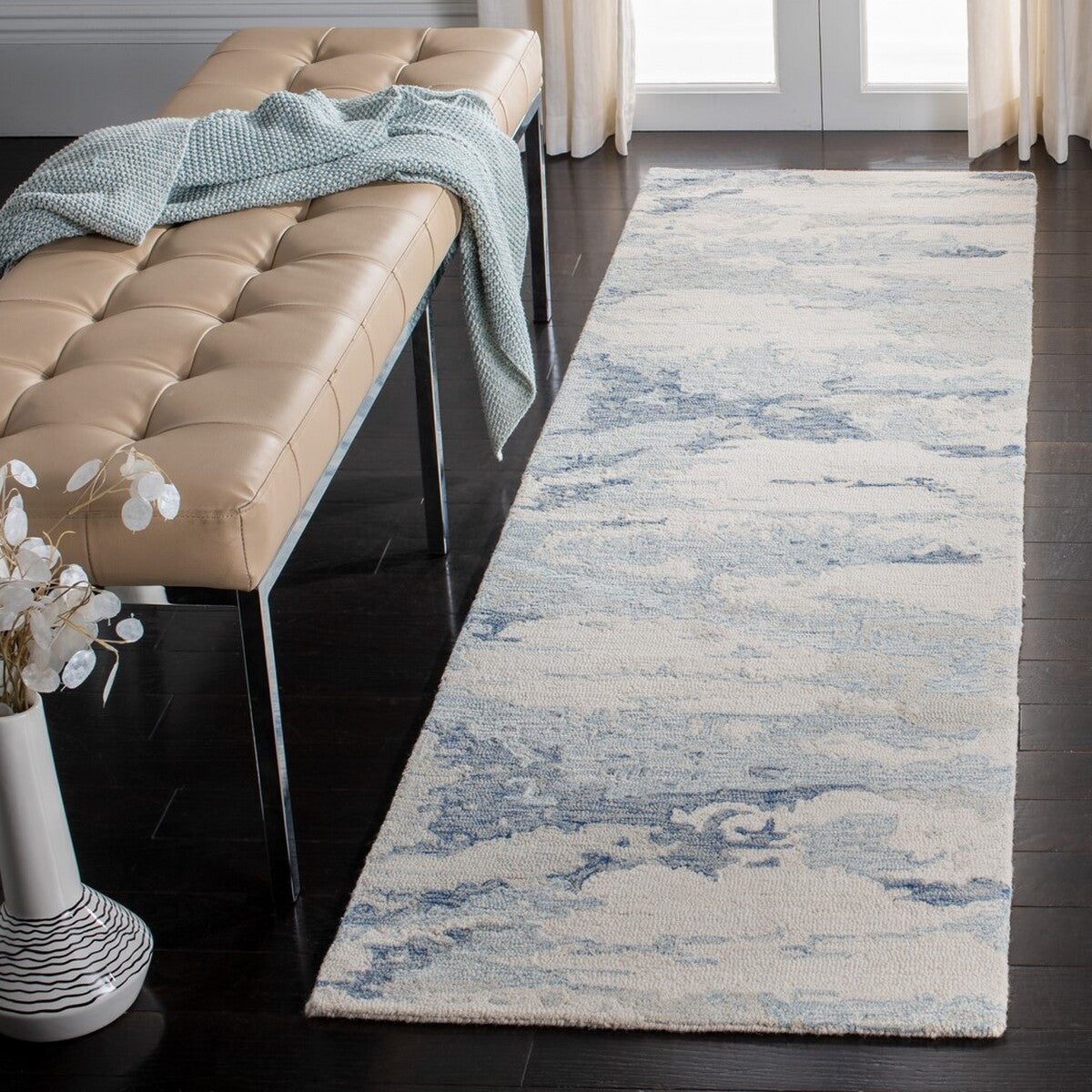 Luxurious Indian Hand-Tufted 100% Wool Rug with Soft Pile - Abstract 465 Design