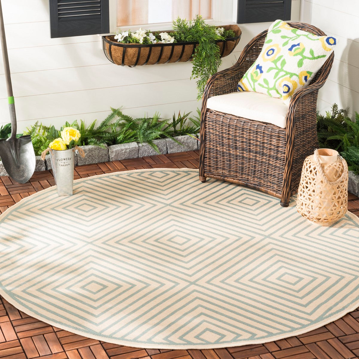 Stylish and Comfortable Polypropylene Beach Power Loomed Area Rug with 5MM Pile Height for Long - lasting Durability