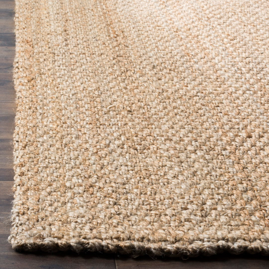 Luxurious Natural Hand - Woven Jute Floor Rug with Soft Texture for Contemporary Modern Homes and Relaxing Beach Retreats