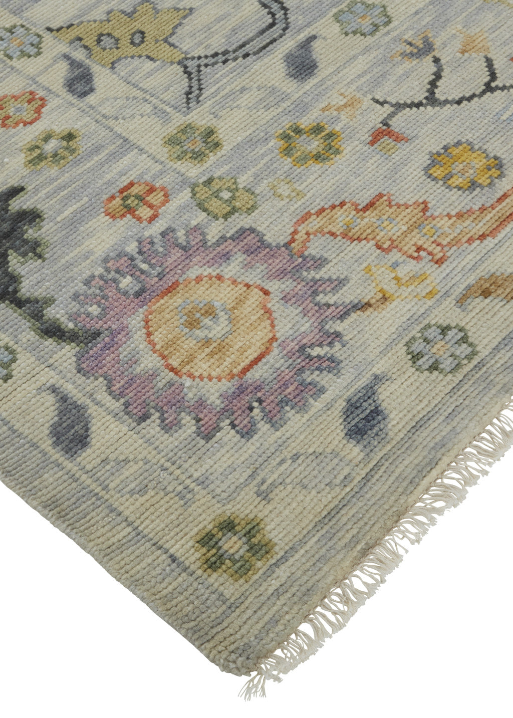 Exquisite Hand-Knotted Oriental Wool Area Rug with Tassels for Elegant and Stylish Living Spaces