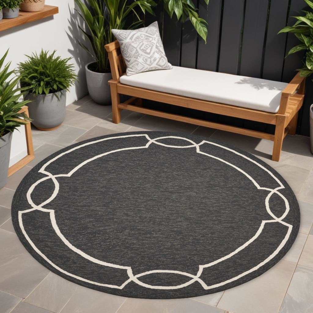 Elegant Geometric Gray Outdoor Rug - Versatile Design for Your Space
