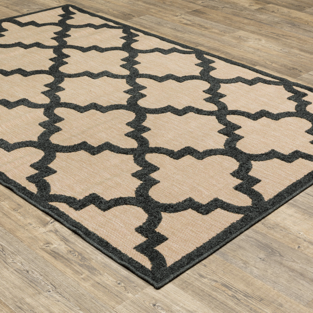 Stylish Stain-Resistant Green Geometric Outdoor and Indoor Area Rug for Decorating Modern Spaces