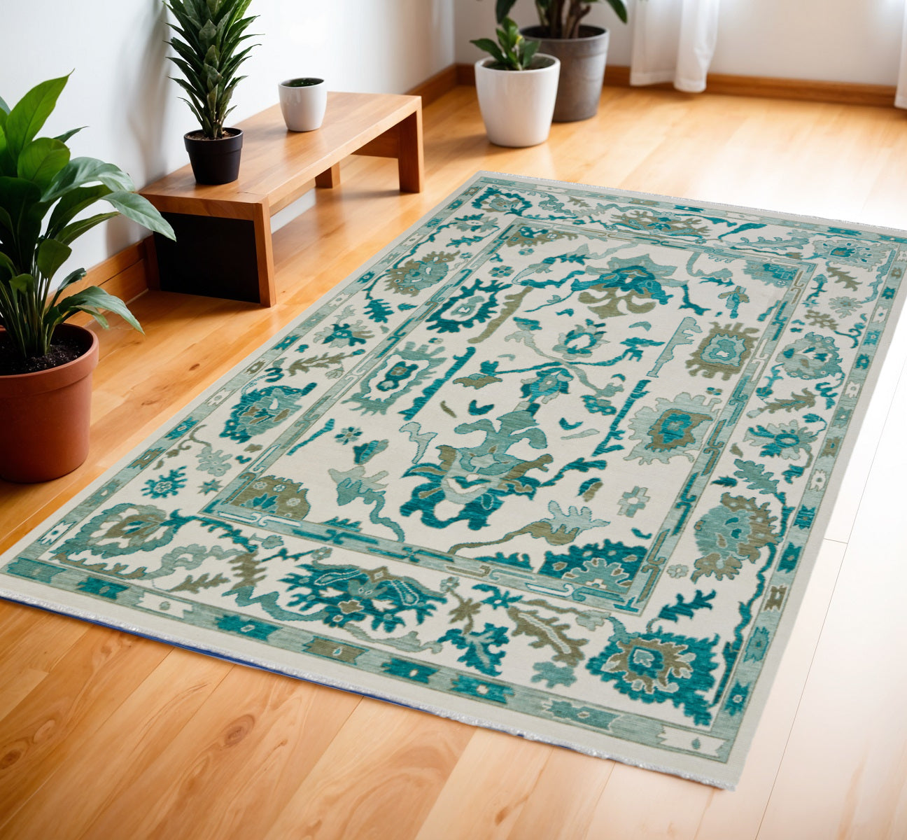 Stain-Resistant Hand-Knotted Wool Floral Area Rug with Timeless Tassel Ends