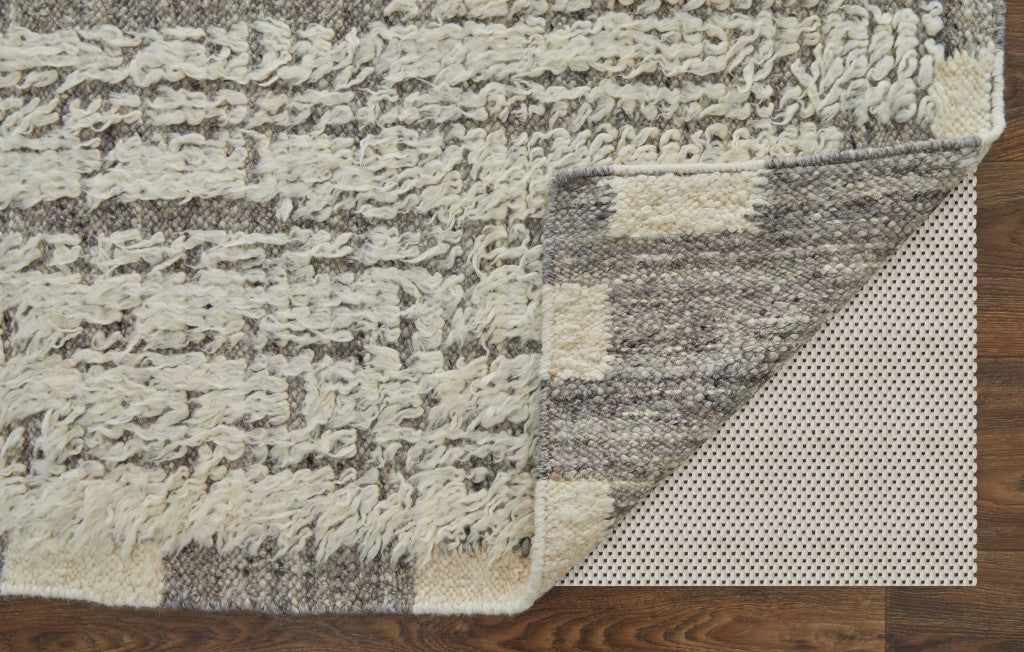 Stylish Stain-Resistant Hand-Woven Gray and Ivory Wool Area Rug for Any Space