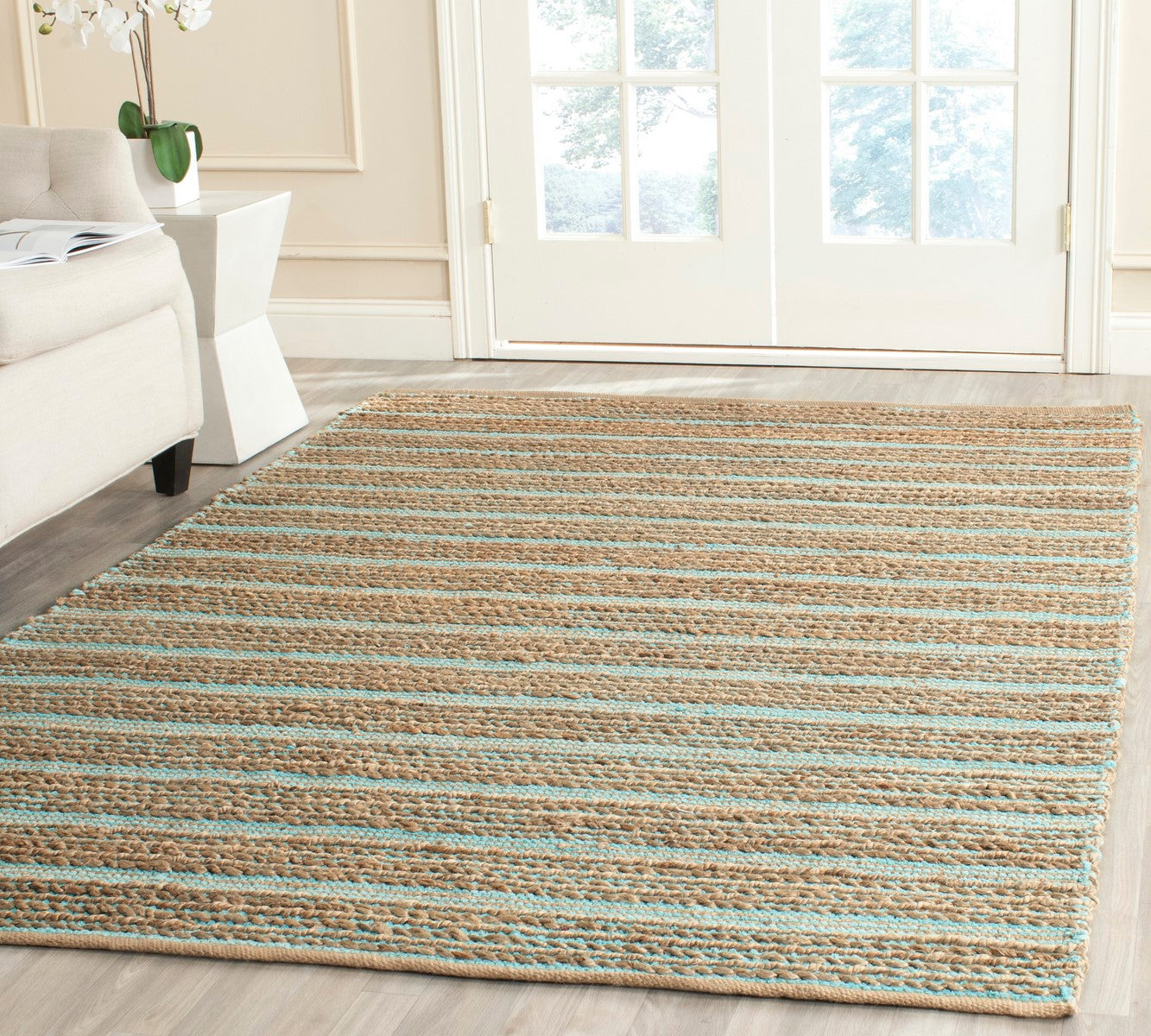 Coastal-Inspired Hand-Woven Cape Rug: Soft Natural Fibers for Beach and Urban Homes