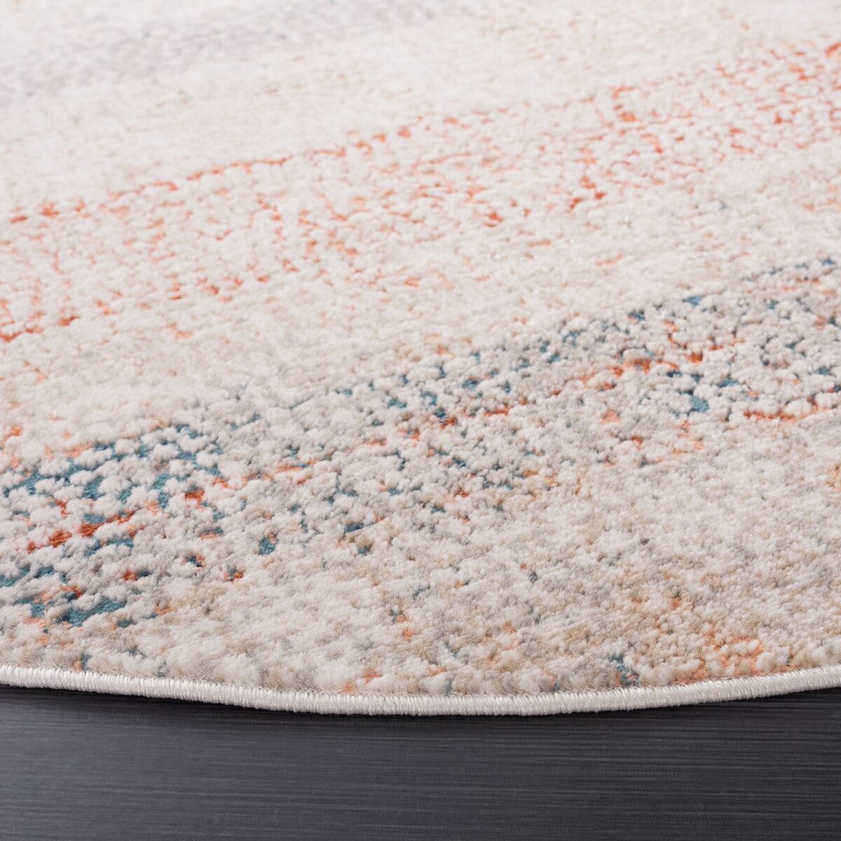 Elegant Madison Power Loomed Area Rug - Durable Blend of Polypropylene and Polyester for Any Space