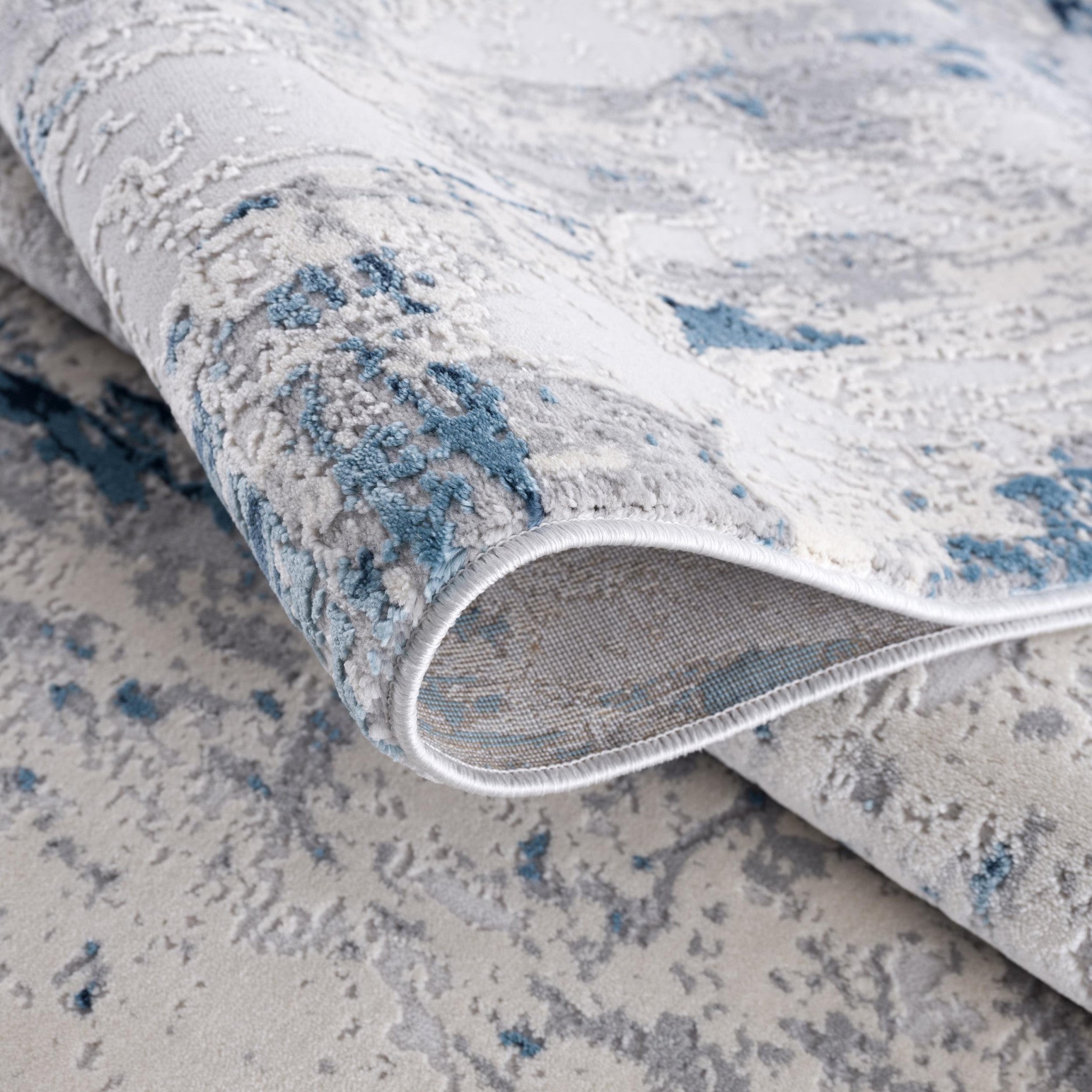 Stylish and Durable Blue Abstract Turkish Dhurrie Area Rug for Creating a Cozy and Inviting Indoor Space