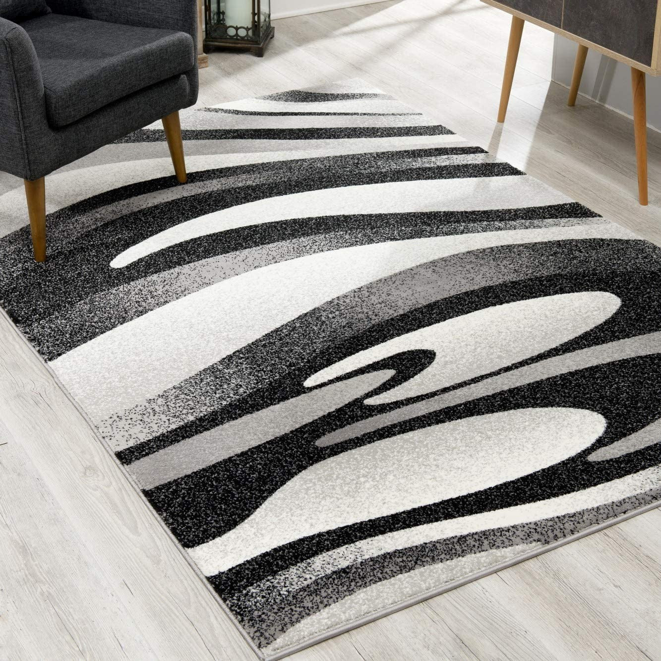 Stylish Stain-Resistant Power Loom Runner Rug in Black, Gray & White Marble Design