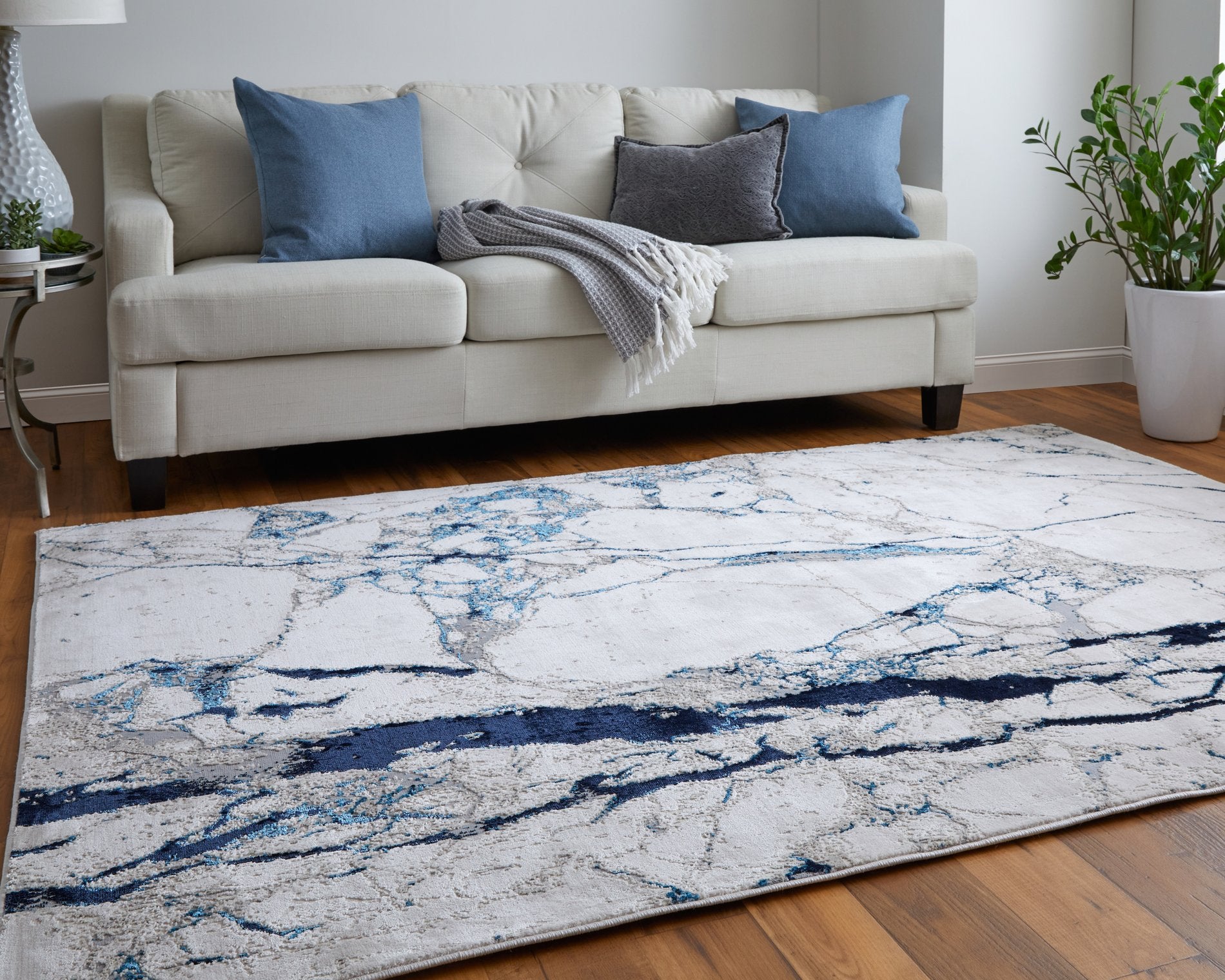 IND39GWF Indio Modern Abstract Rug - Durable, Low-Pile Earthy Tones for Stylish Homes