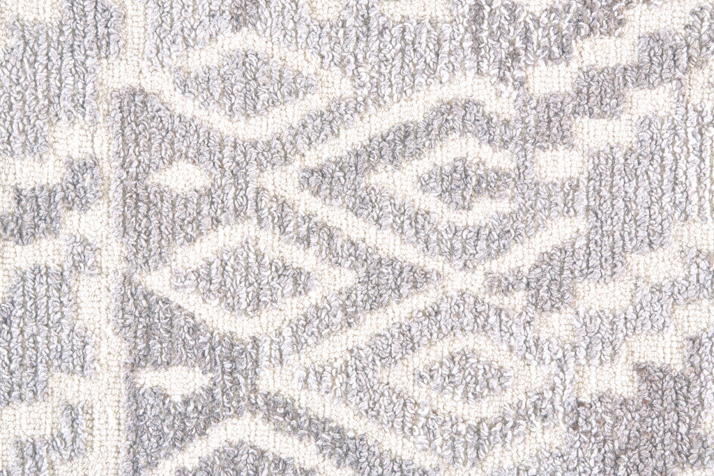 Elegant Hand-Tufted Gray & White Geometric Wool Area Rug for Stylish Homes