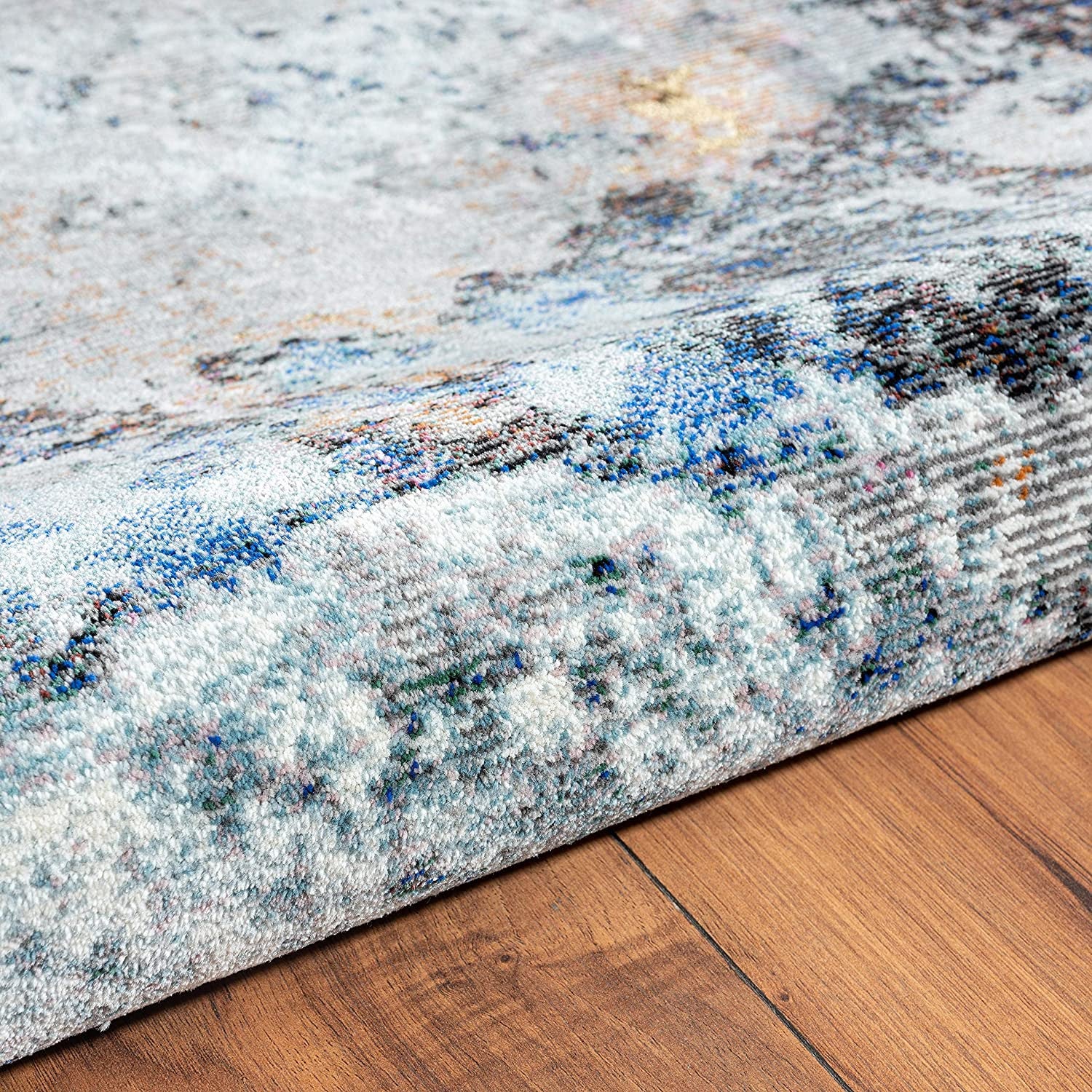 Exquisite Gray Abstract Foliage Indoor Area Rug - A Stunning and Durable Decorative Piece with Effortless Care Features