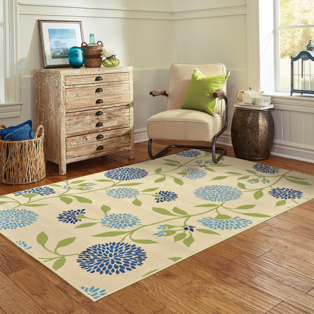 Stain-Resistant 5' x 8' Floral Outdoor and Indoor Area Rug for Enhanced Living Spaces