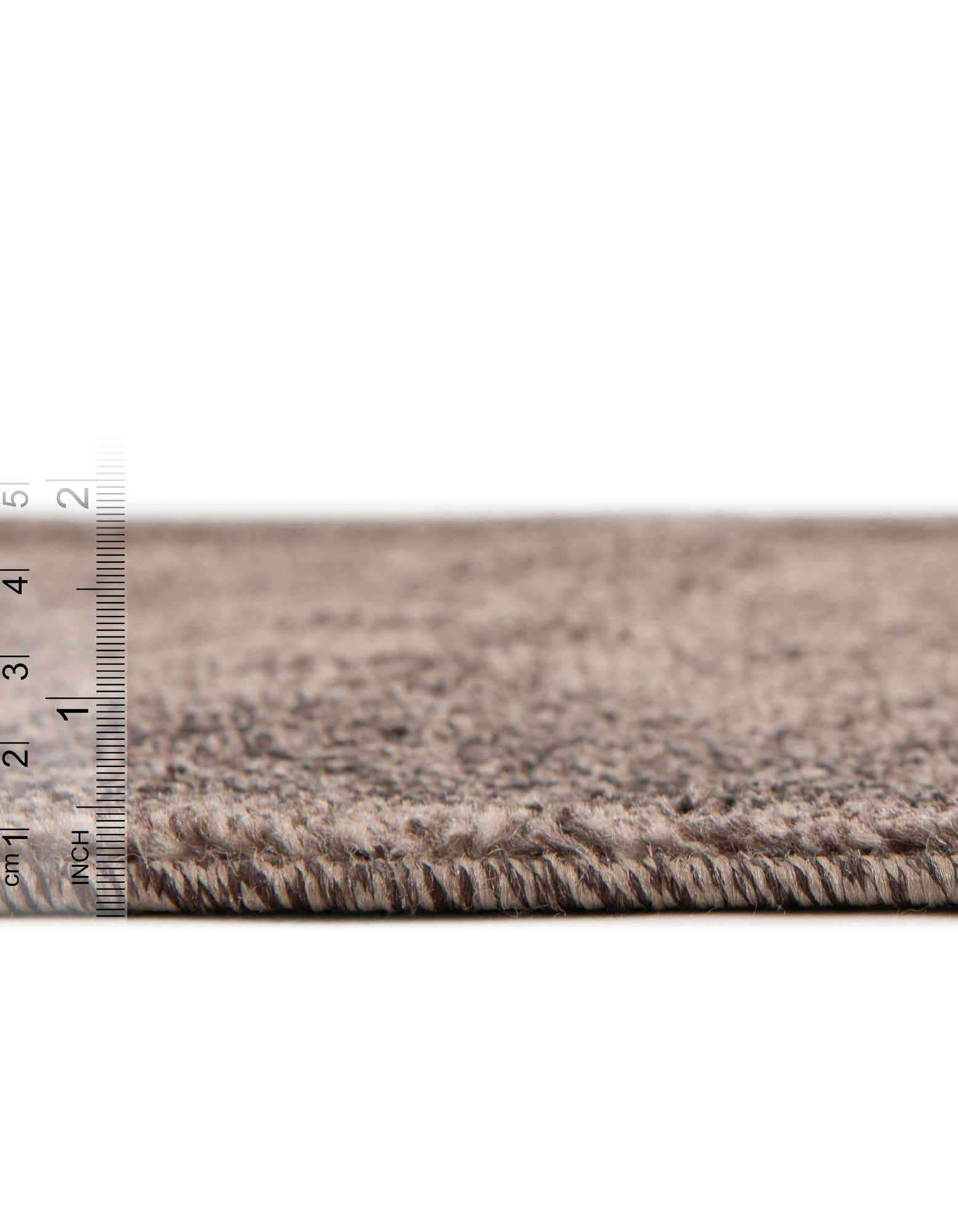 La Jolla Durable Floral Rug - Versatile Home Decor with Stain Resistance and Easy Care