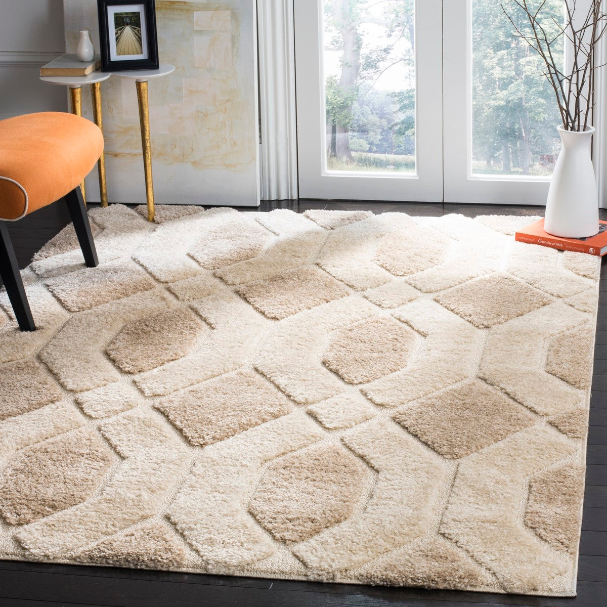 Luxurious Memphis Power Loom Woven Floor Rug with a Generous 30MM Pile Height and Made from Durable 100% Polypropylene Fabric