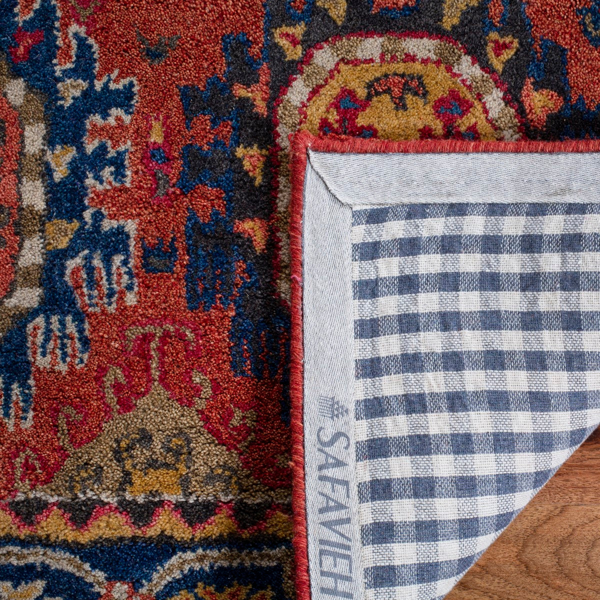 Safavieh Heritage Collection Hand-Tufted Wool Area Rug - A Luxurious and Durable Design for Effortlessly Elevating Your Home Decor