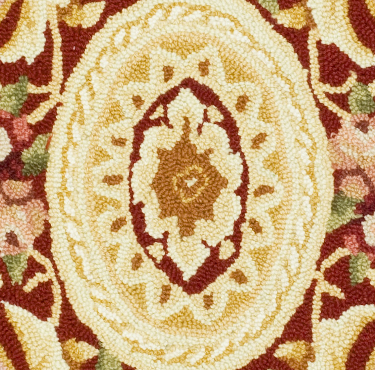 Luxurious Hand-Hooked Chelsea Rug: Pure Virgin Wool with Classic American & European Designs