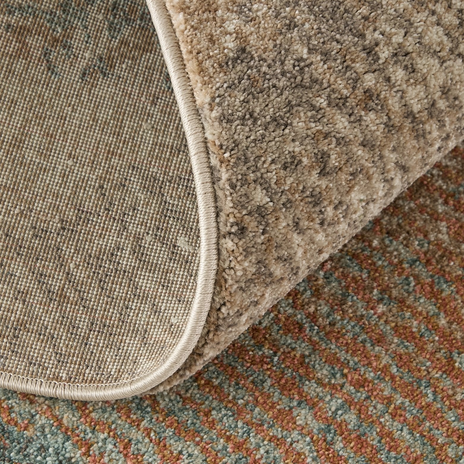 Eden Modern Abstract Area Rug - Transform Your Living Space with Trendy Geometric Patterns for Contemporary Home Decor