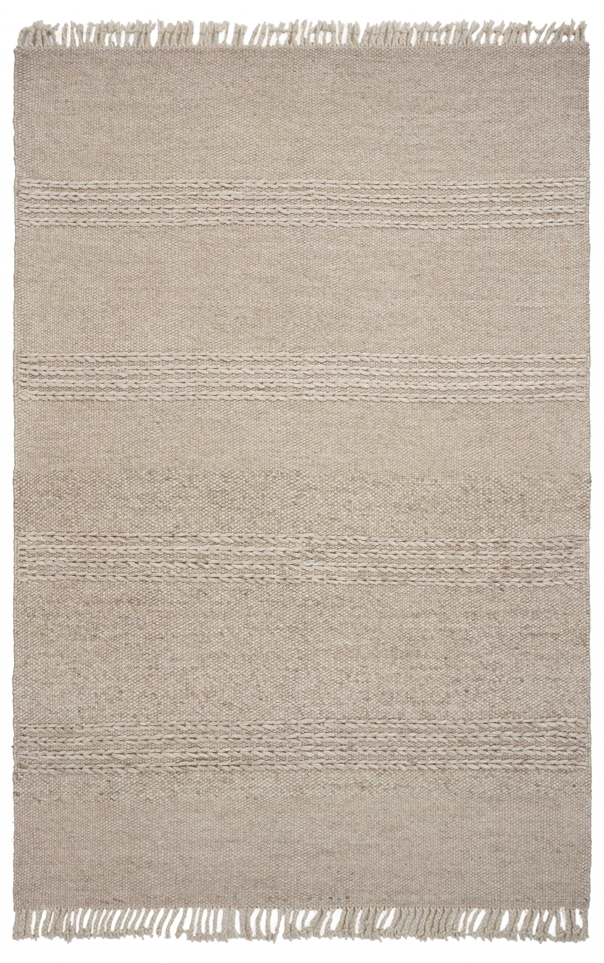 Exquisite Hand-Woven Natural Cable Knit Area Rug with Elegant and Contemporary Design for Enhancing Home Decor