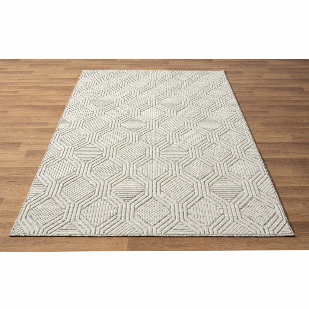 Stylish and Practical 5-Foot by 7-Foot Gray and Ivory Stain-Resistant Geometric Indoor-Outdoor Area Rug Suitable for All Living Spaces