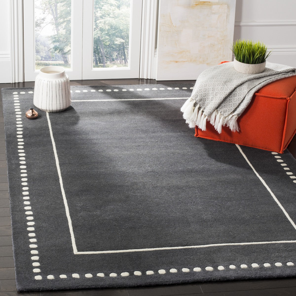 Exquisitely Designed Hand-Tufted Indian Wool Rug with 8mm Luxurious Pile