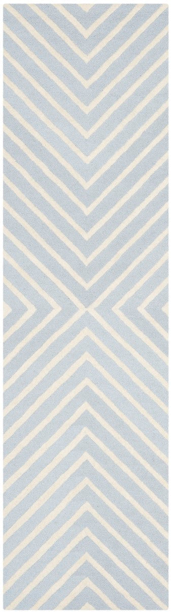 Luxurious Hand-Tufted Cambridge Wool Area Rug with Timeless Motifs for Elegant Homes