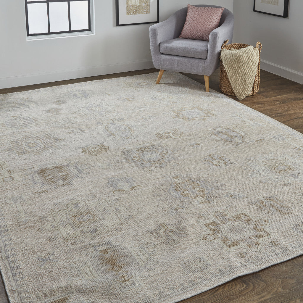 Unique Hand - Knotted Stain - Resistant Floral Area Rug for Homes with Kids & Pets