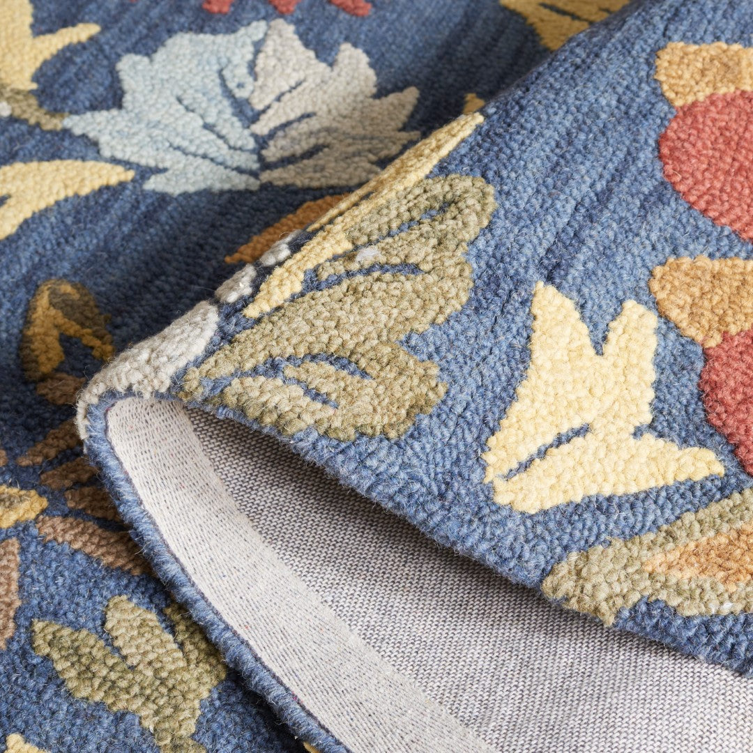 Exquisite Hand-Tufted Blossoming Floral Rug Crafted from a Luxurious Blend of Wool and Cotton for Stunning Home Decor Makeovers