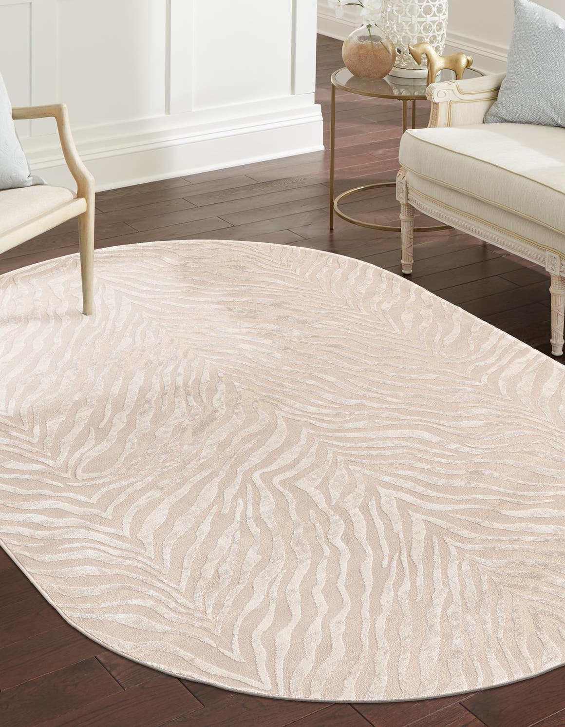 Finsbury High - Quality Machine - Made Animal Print Rug with Durable and Elegant Design Ideal for Modern Living Spaces