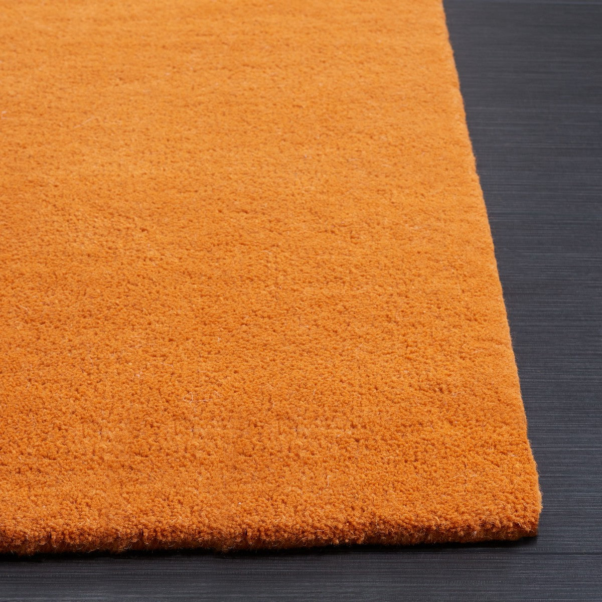 Luxurious Hand - Tufted Wool Cotton Contemporary Rug for Modern Rodeo - Style Homes