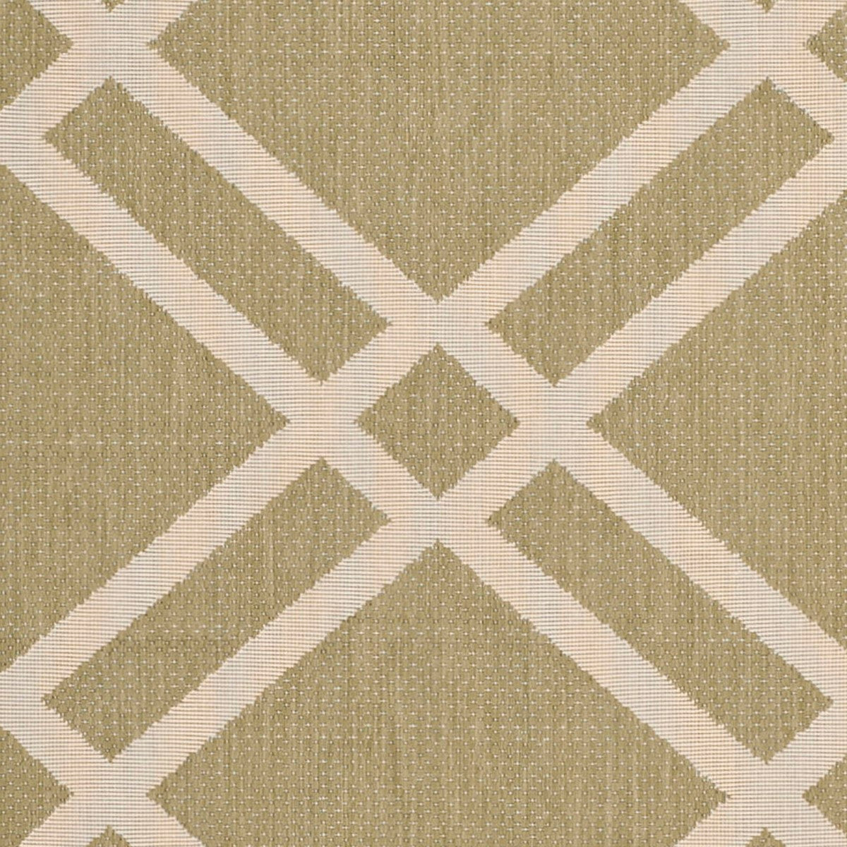 Stylish Courtyard Power Loomed Rug - Durable Polypropylene for Indoor/Outdoor Spaces