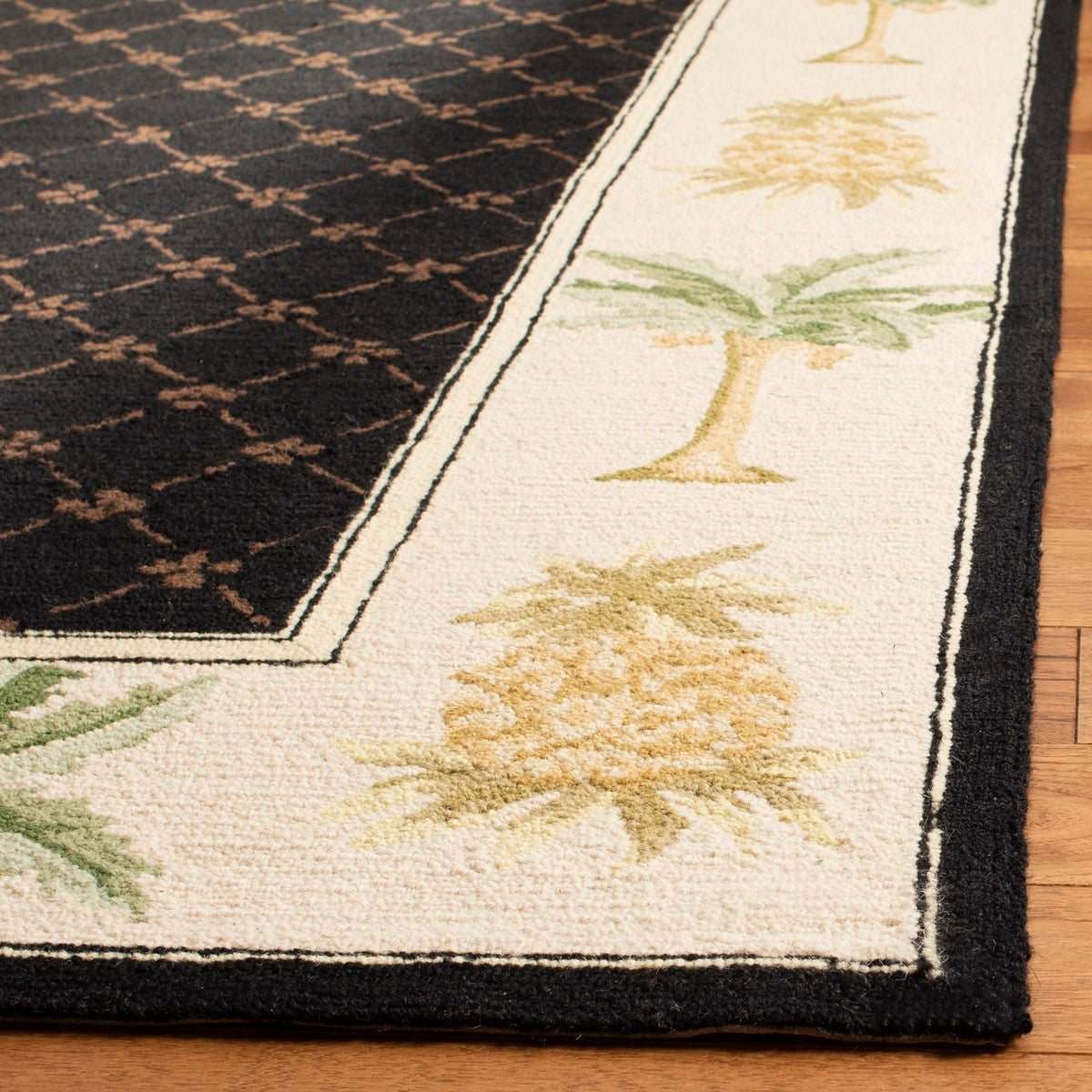 Luxurious Hand-Hooked Chelsea Rug in Timeless American & European Designs, 100% Pure Virgin Wool