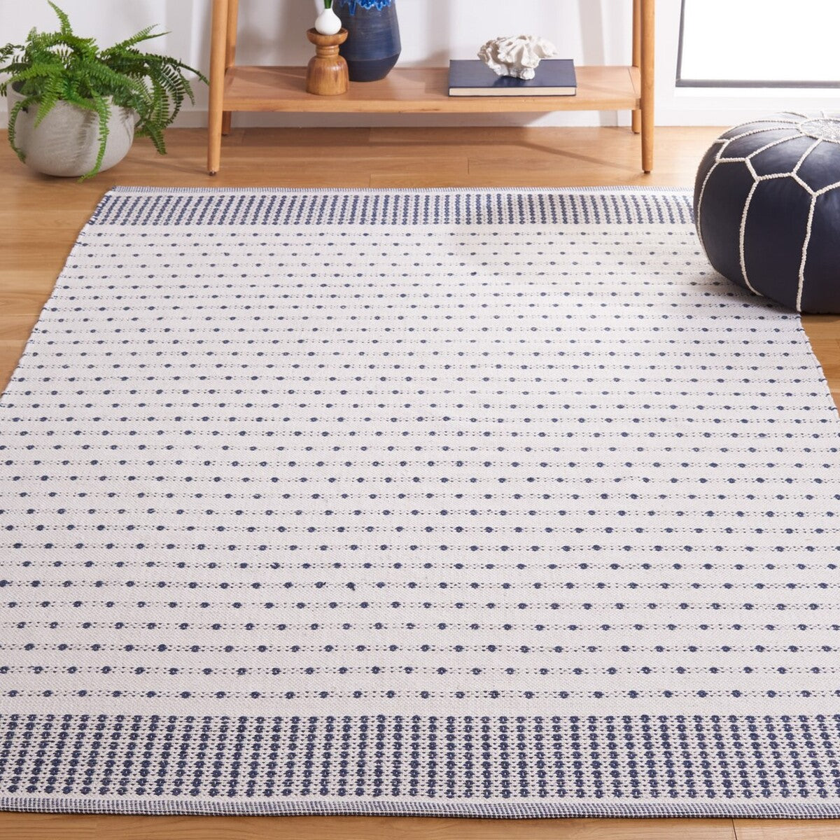Stylish and Durable Hand - woven Bohemian Flat Weave Cotton Area Rug from India - Montauk 714