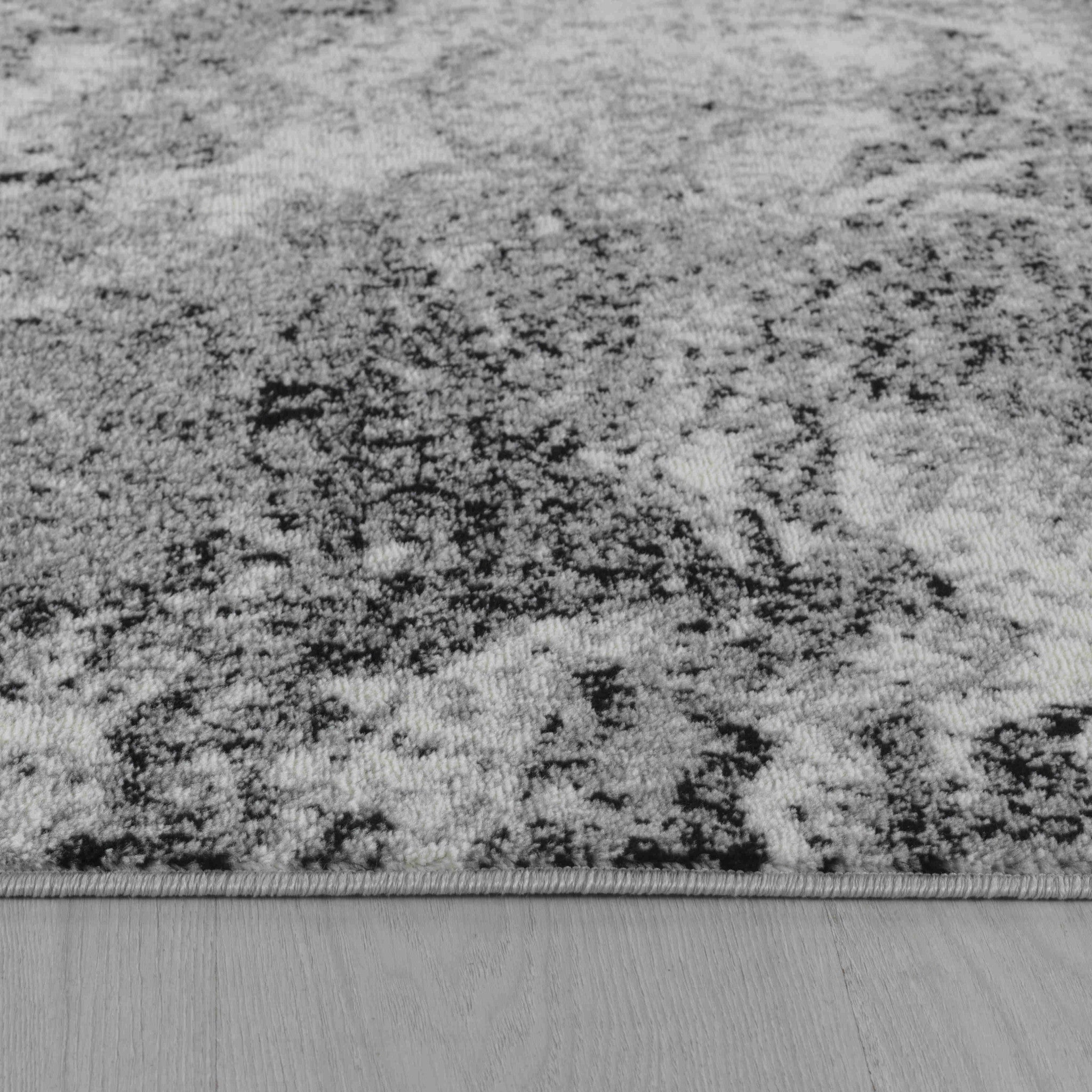 7' x 10' Turkish-Made Grey Abstract Area Rug for Home Elegance & Warmth