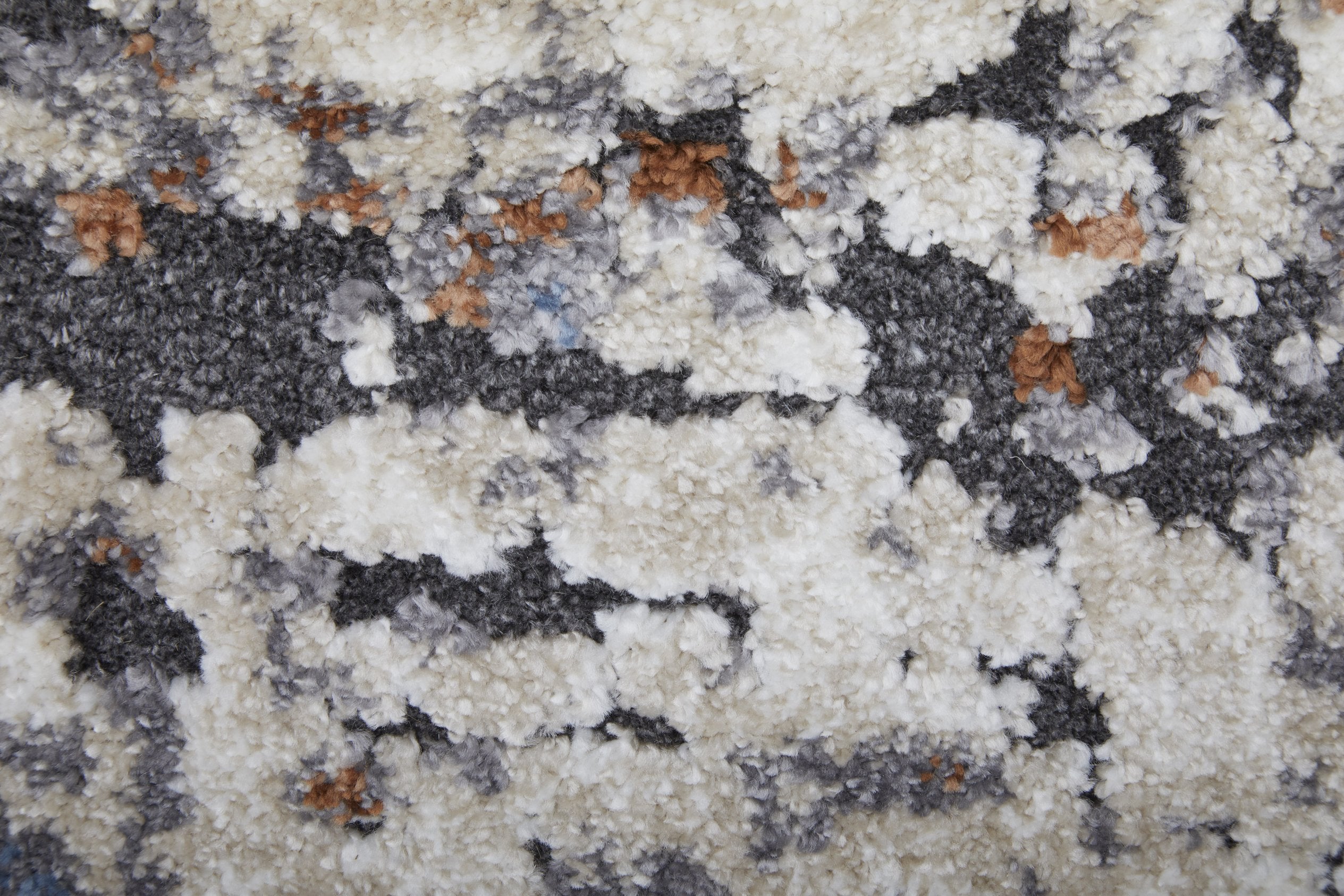 Gilmore Vibrant Machine-Made Polypropylene Abstract Geometric Rug for Modern Spaces