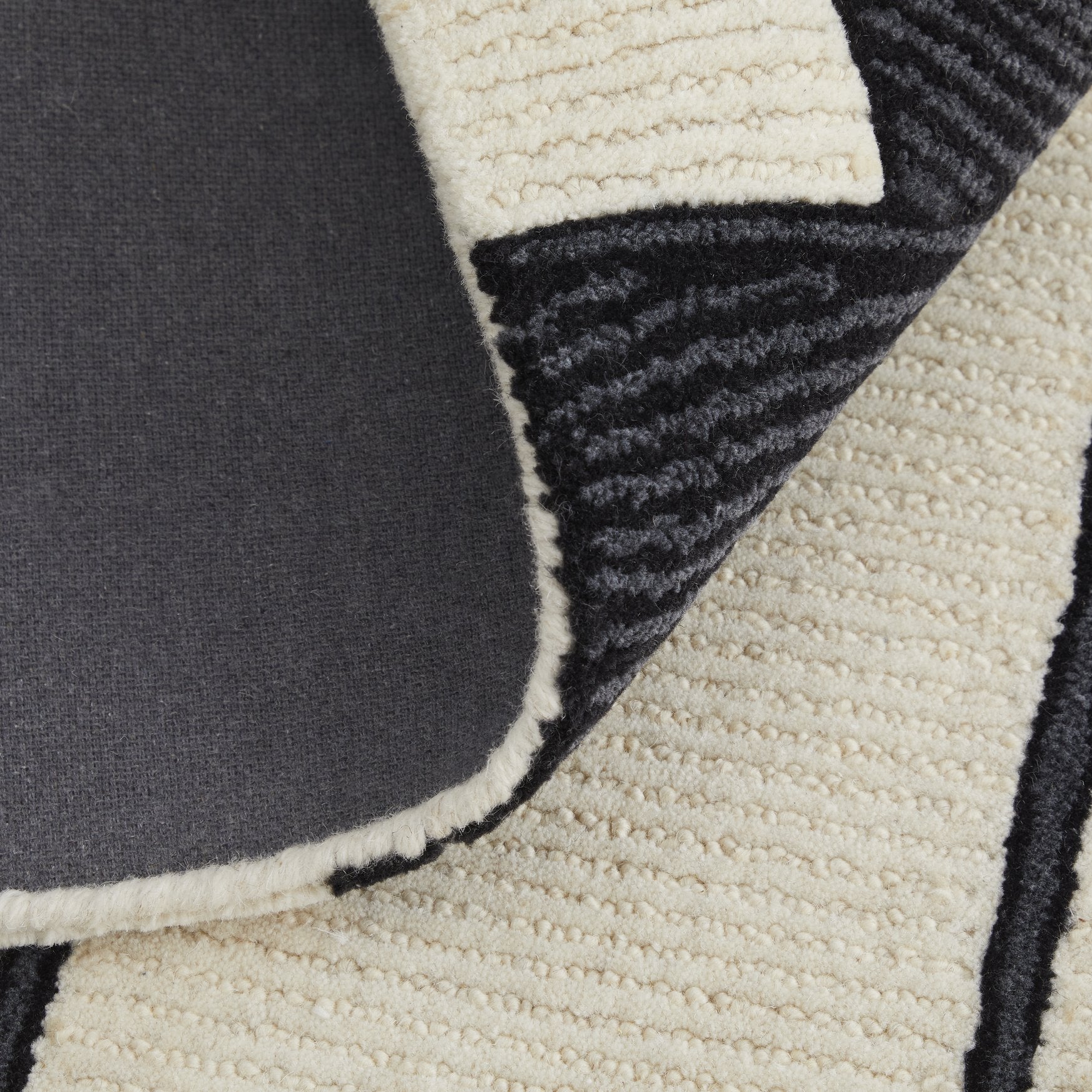MGR8905F Maguire Hand-Tufted Wool Area Rug with Geometric Patterns - Contemporary, Stain-Resistant, Pet-Friendly Floor Covering