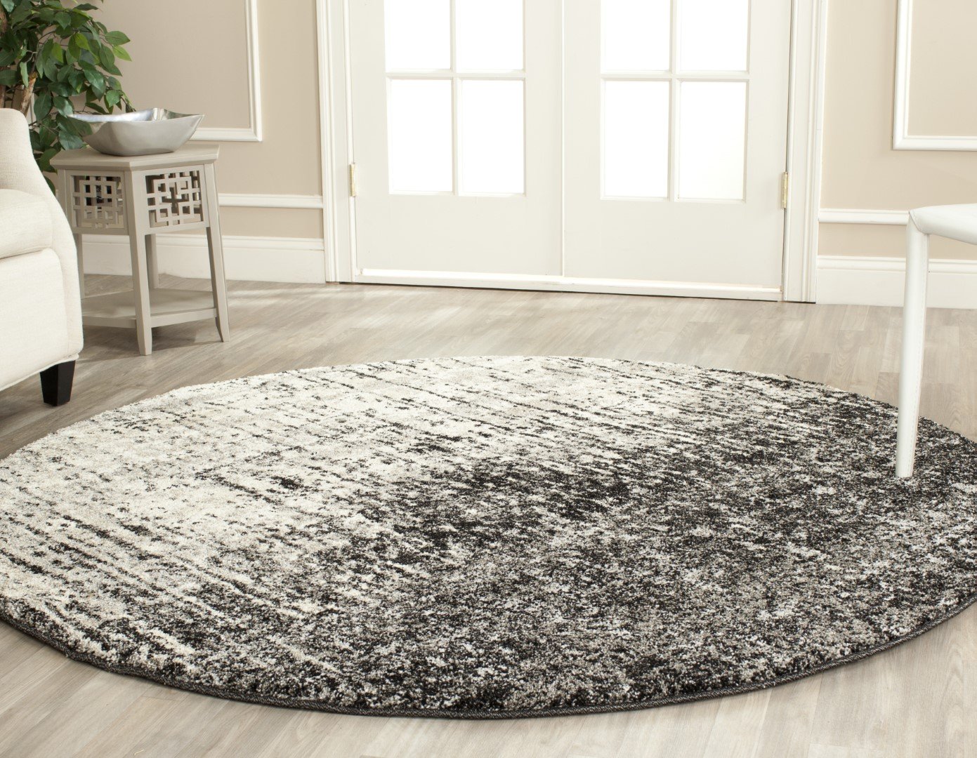 Safavieh Retro Power Loomed Floor Rug - Exquisite Mid-Century Modern Design Crafted in Deep Blue with Durable Synthetic Yarn for Plush Comfort