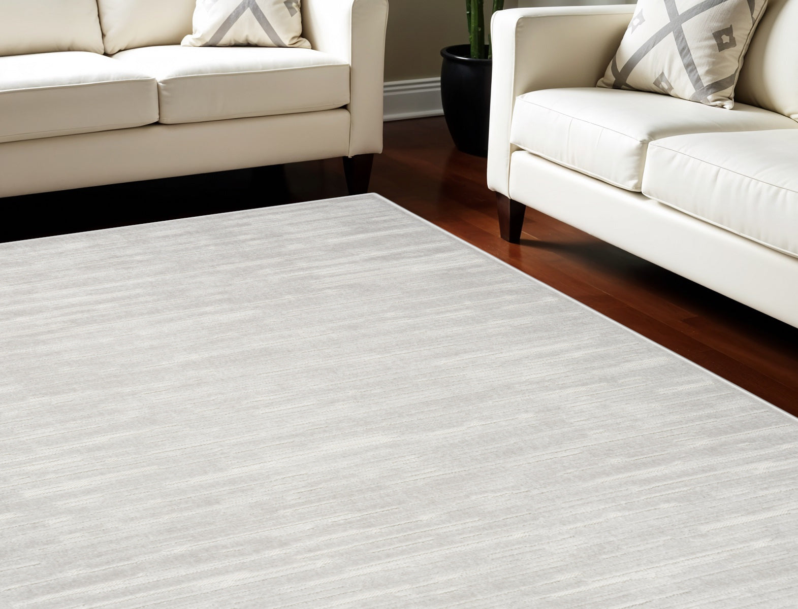 Stylish 7' x 9' Gray Geometric Area Rug - Ideal for Any Home Decor