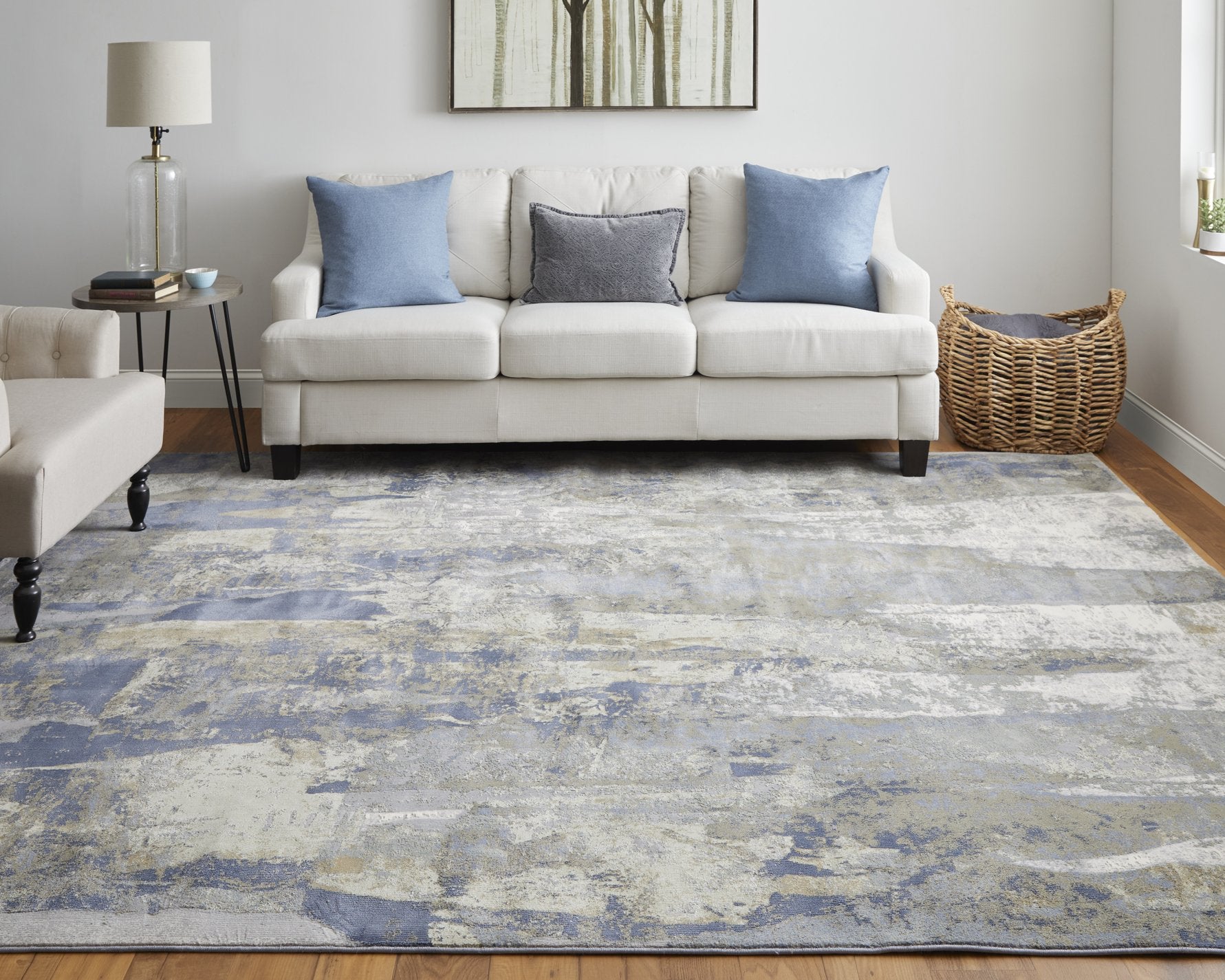 Clio Luxury Machine-Made Abstract Area Rug for Contemporary Homes