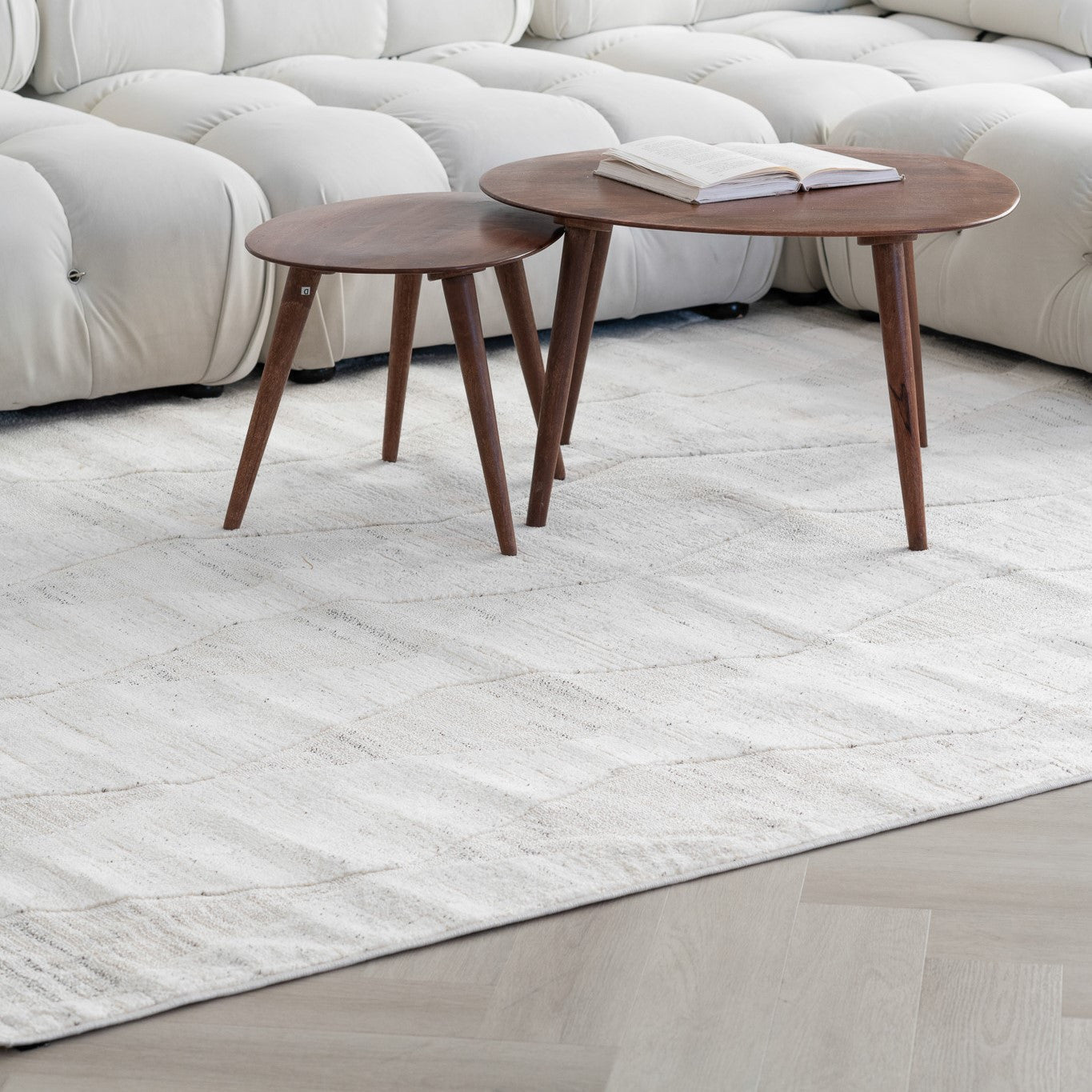 Stylish and Stain-Resistant Cream & Beige Geometric Distressed Area Rug Ideal for Homes and Family Spaces