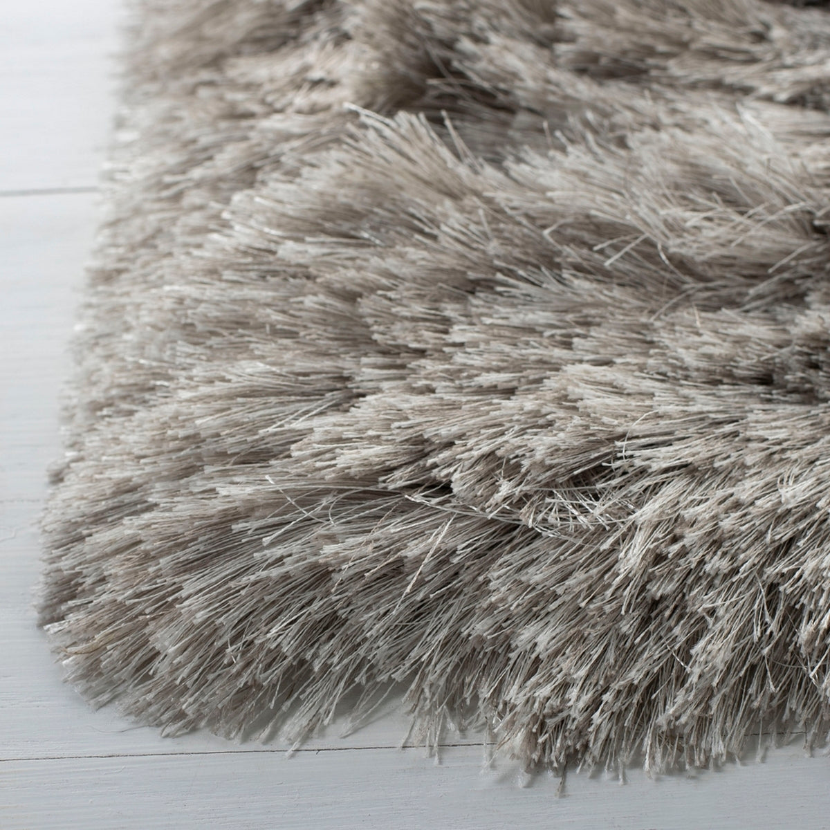 Luxurious Ocean-themed Hand-tufted Rectangular Floor Rug with Soft Polyester Pile and Cotton Backing from India