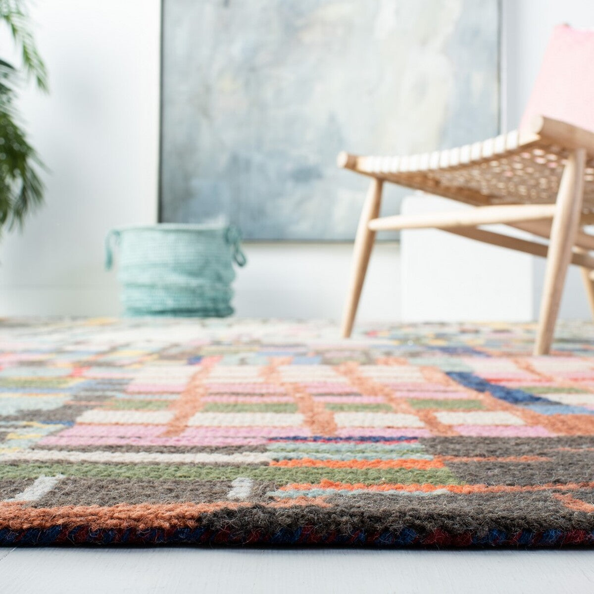 India-Crafted Bohemian Hand-Tufted Wool Area Rug for Cozy Elegant Spaces