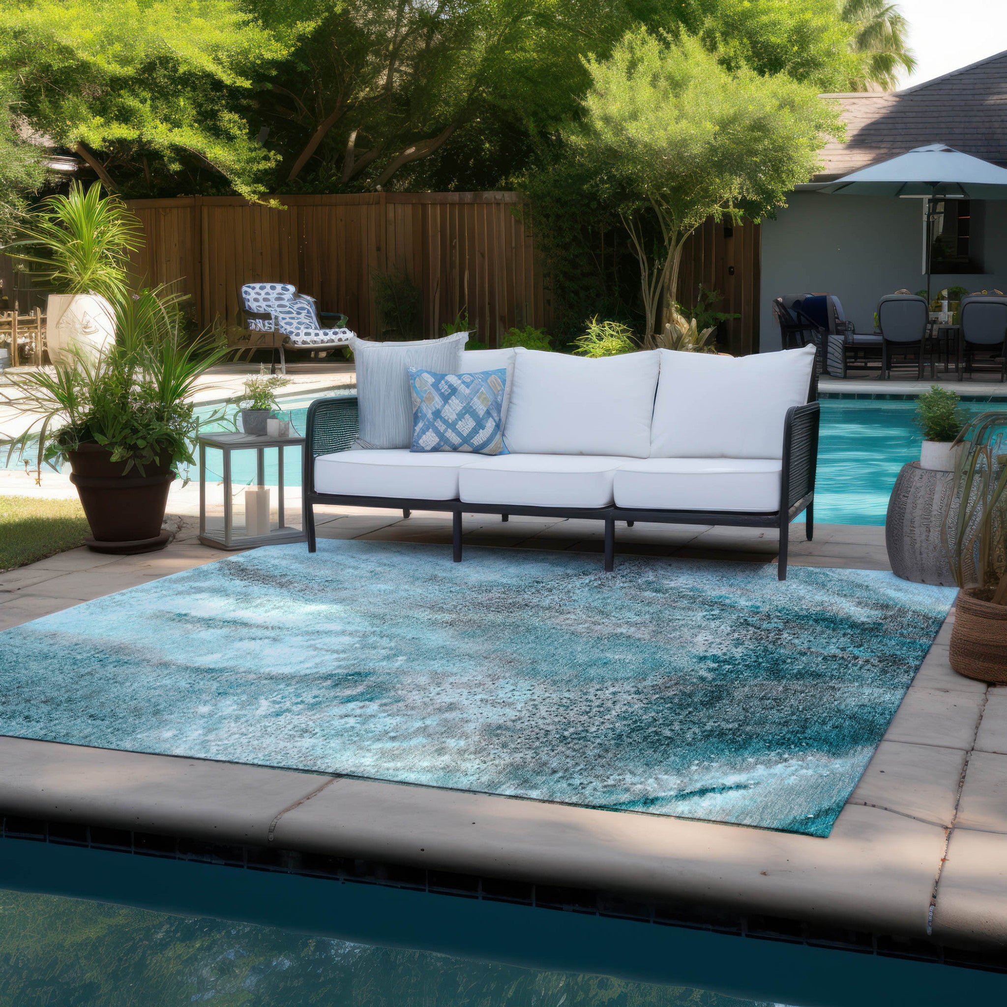 Stain-Resistant, Non-Skid Washable Outdoor Runner Rug with Stylish Abstract Design for Homes