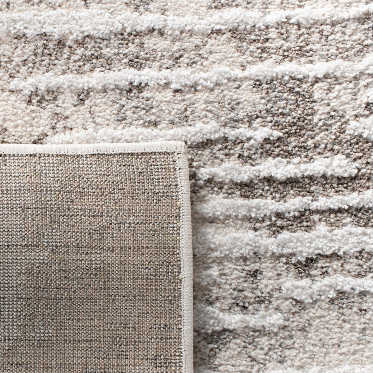 Turkish Power Loomed Rectangle Rug - Luxurious 20mm Pile, Durable Polyester Blend