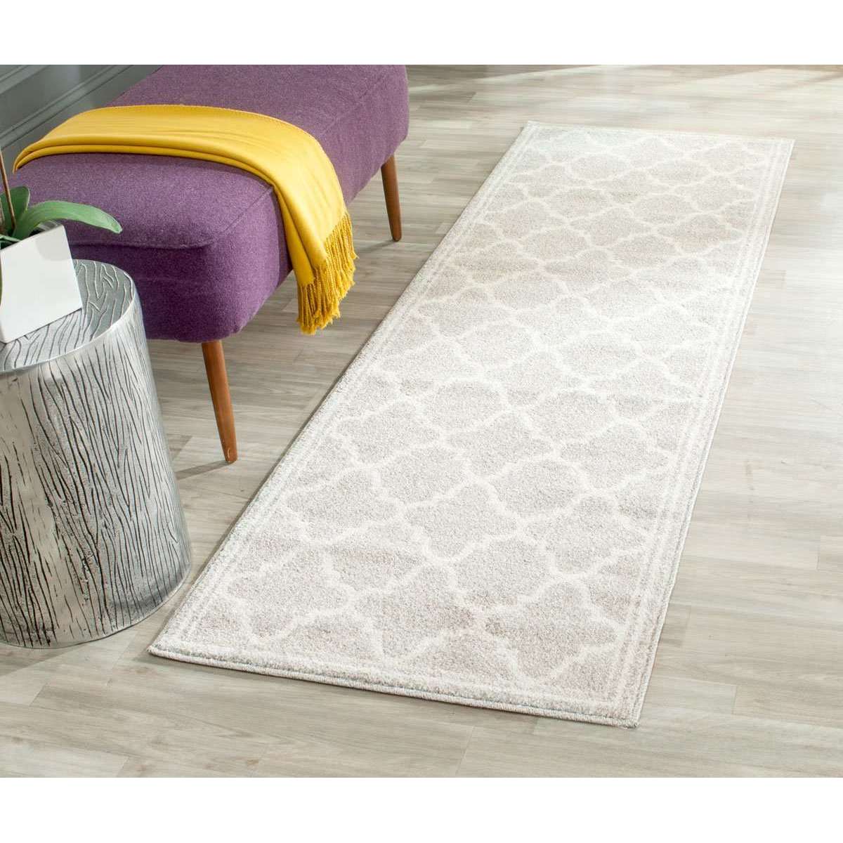 Safavieh's Amherst All-Weather Rug - Durable and Stylish for Indoor & Outdoor Spaces
